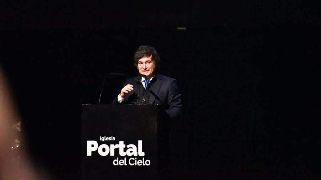 20250705-javier-milei-en-la-iglesia-portal-del-cielo-en-chaco-2056269